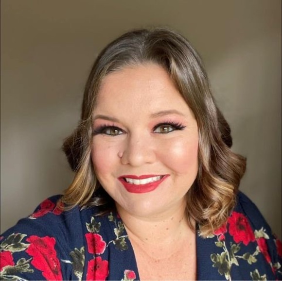 Meet your Posher, Gail - Picture 1 of 1